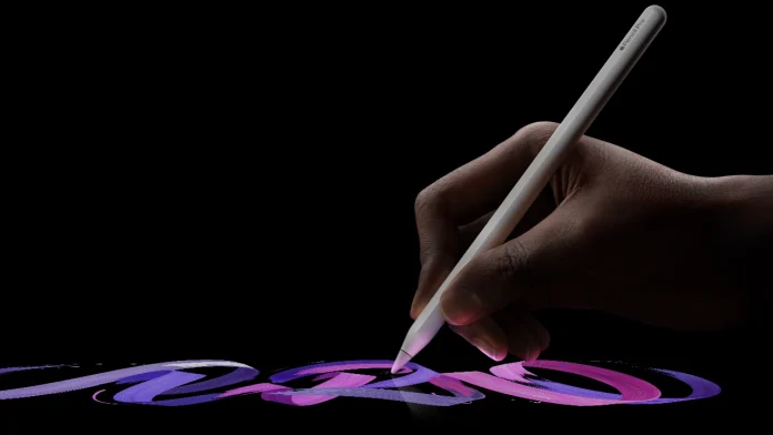 Een hand tekent vloeiende paarse lijnen op een zwart scherm met een Apple Pencil Pro, een hulpmiddel waarvoor je op termijn de Apple Pencil batterij vervangen moet.