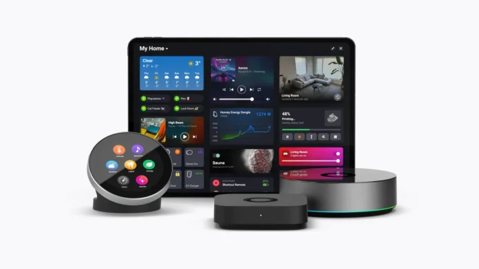 Homey smart home apparaten zoals de Homey Pro en Bridge met het centrale dashboard op een tablet.