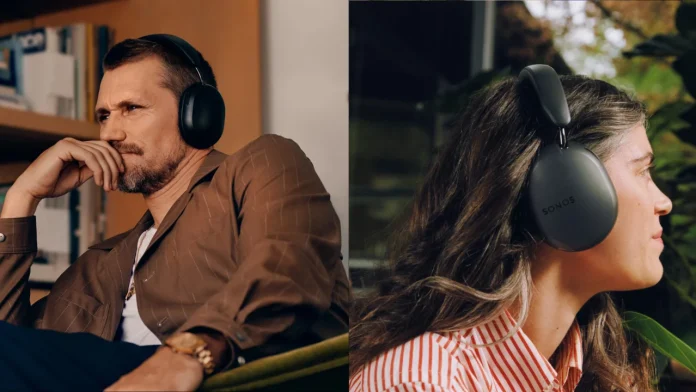Man en vrouw dragen de zwarte Sonos Ace over-ear koptelefoon in een sfeervolle setting.