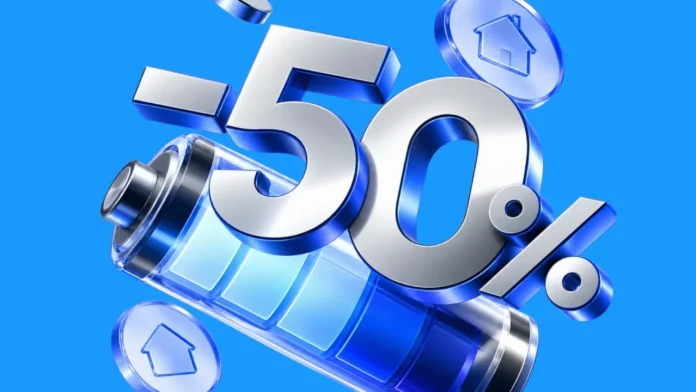 50% korting op energie met een blauwe batterij en huis-iconen.